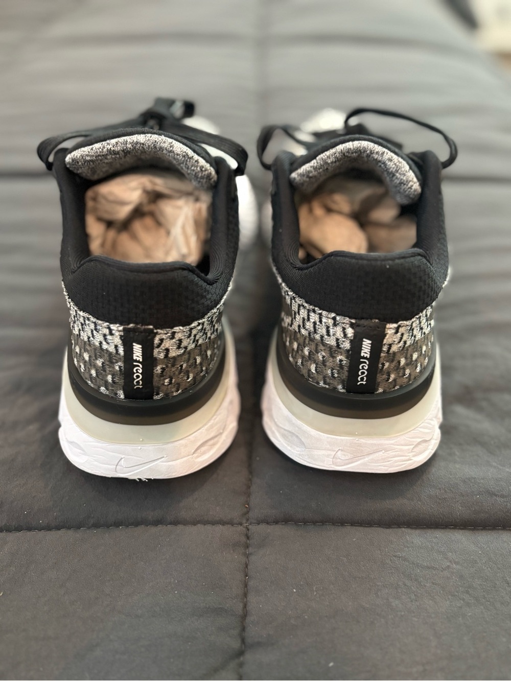 Nike React Infinity Run Flyknit - Picture 5 of 6